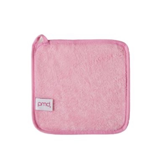 pmd Beauty Silverpure Makeup Removing Cloth - Picture 3 of 4